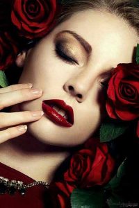 lip color for thin lips